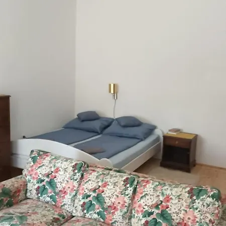 Levendula Apartman Guest house